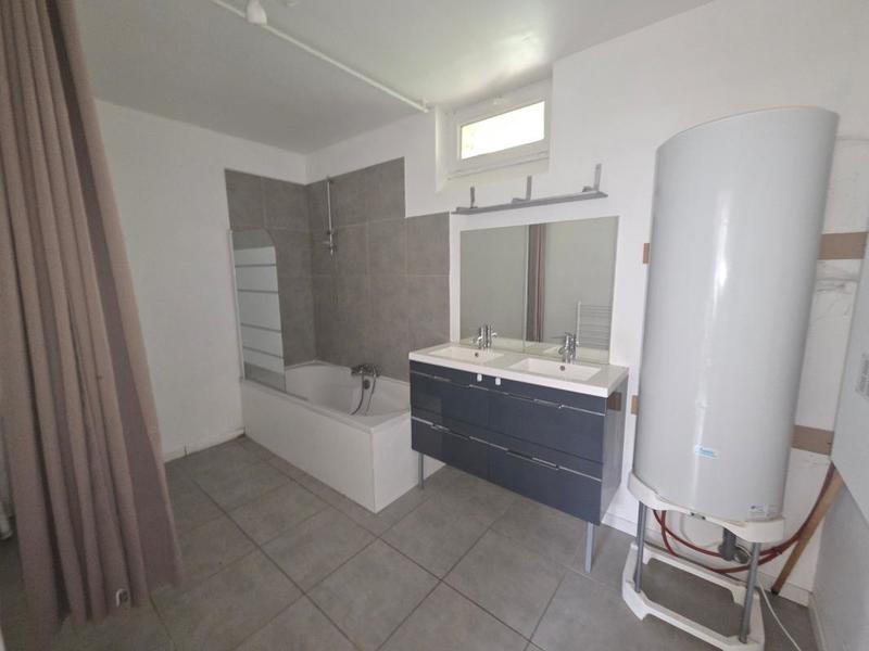 Maison - 84 m² - 3 pièces