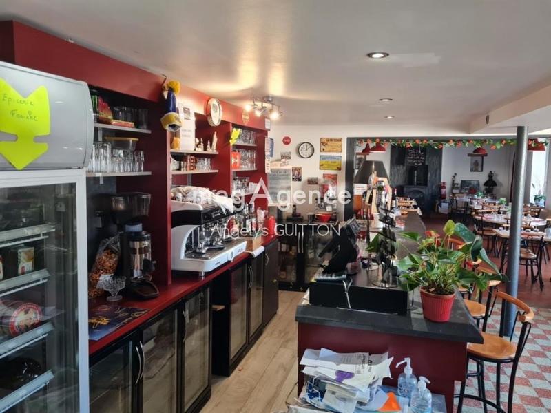 Maison en pierre - 210 m² - 6 pièces