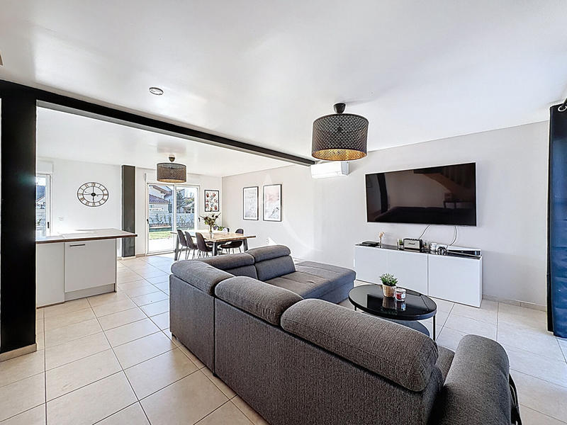 Maison - 116 m² - 6 pièces