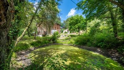 Maison - 575 m² - 16 pièces