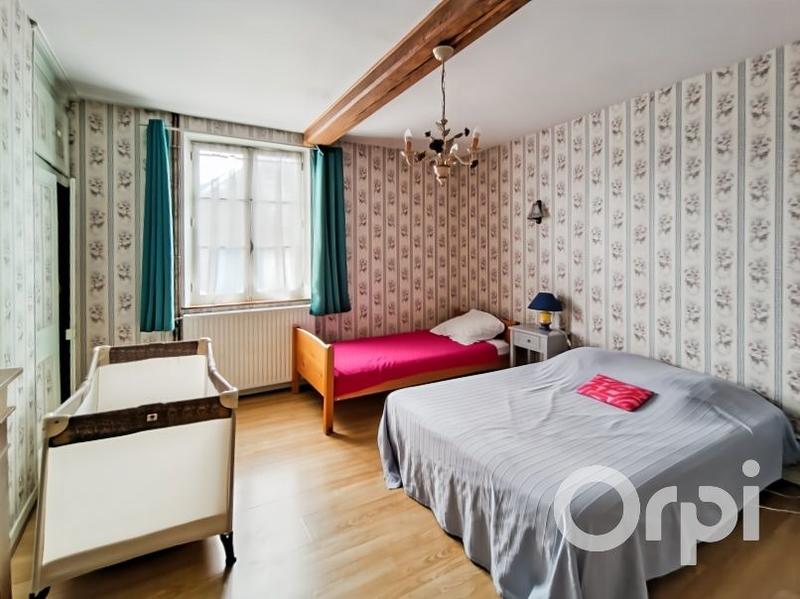 Maison - 278 m² - 10 pièces