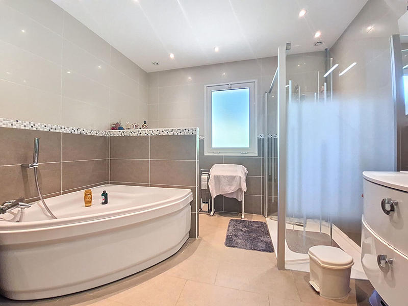 Maison - 131 m² - 5 pièces