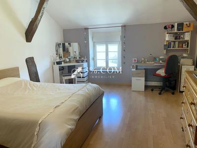 Maison de village - 207 m² - 5 pièces