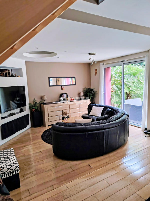 Maison - 116 m² - 6 pièces