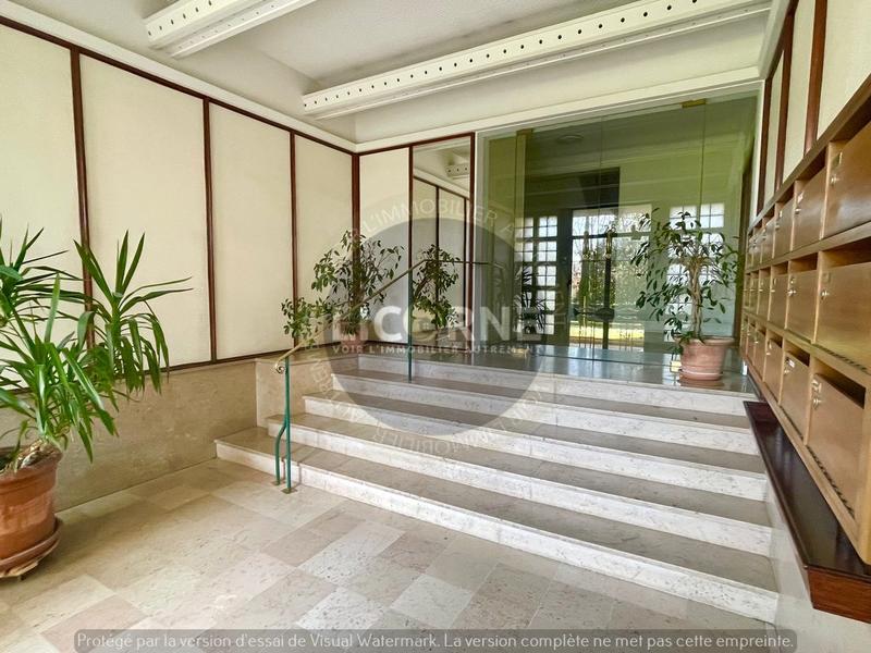 Appartement - 102 m² - 4 pièces