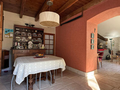 Maison - 197 m² - 7 pièces
