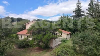 Maison - 180 m² - 6 pièces