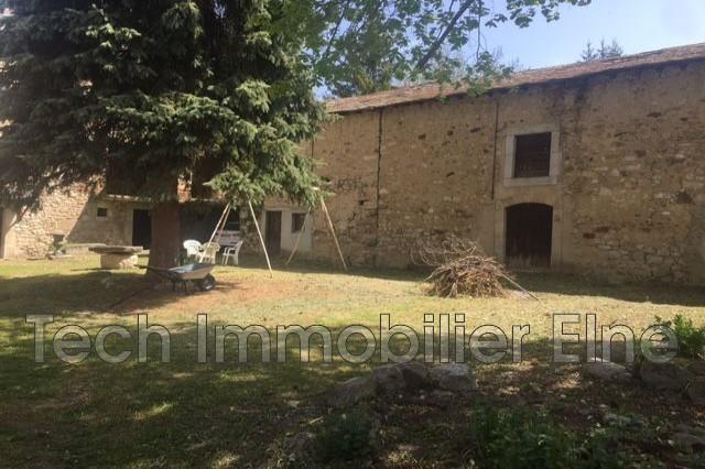 Maison en pierre - 200 m² - 8 pièces