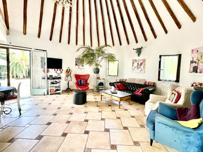 Villa - 140 m² - 5 pièces