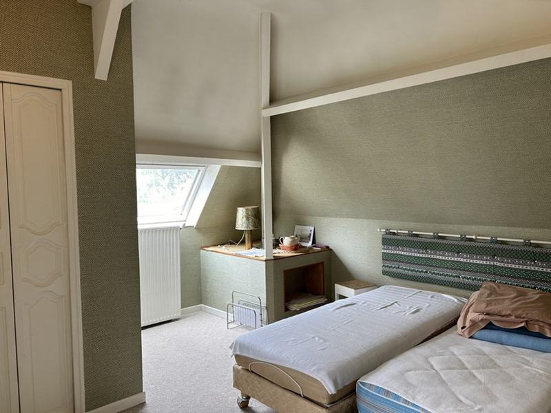 Maison - 180 m² - 7 pièces