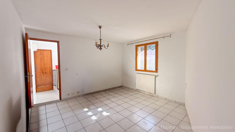 Maison - 179 m² - 6 pièces