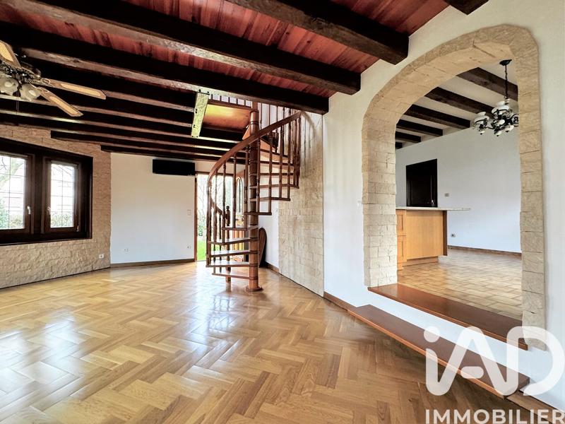 Maison - 170 m² - 6 pièces