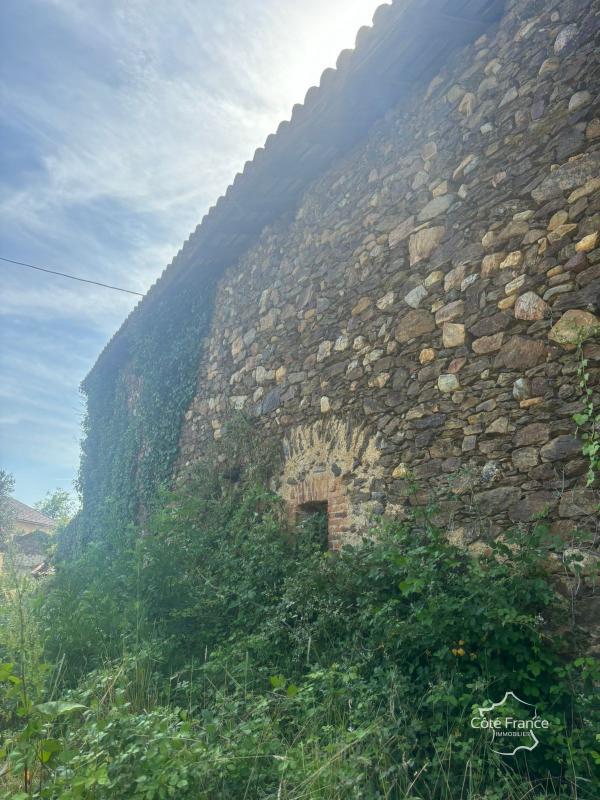 Maison - 160 m² - 2 pièces