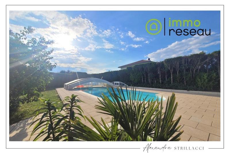 Maison - 190 m² - 8 pièces