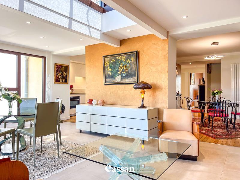 Maison contemporaine - 194 m² - 7 pièces