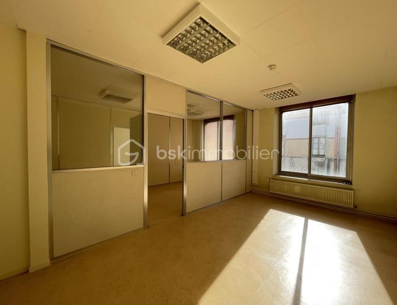 Immeuble - 1 600 m² - 12 pièces