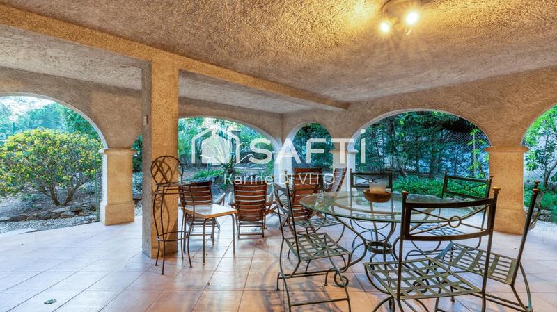 Villa - 149 m² - 6 pièces