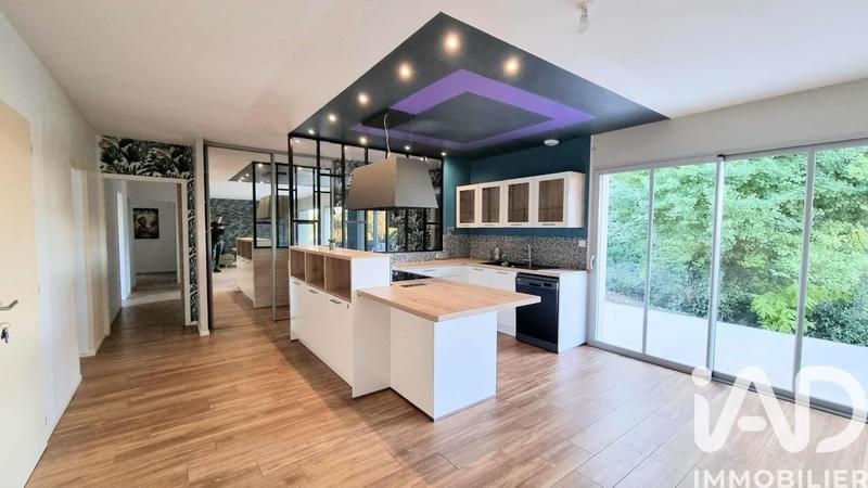 Maison - 133 m² - 7 pièces