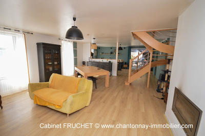 Maison - 232 m² - 6 pièces