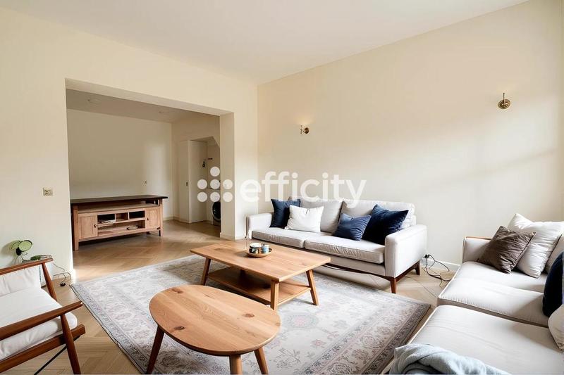 Appartement - 136 m² - 5 pièces