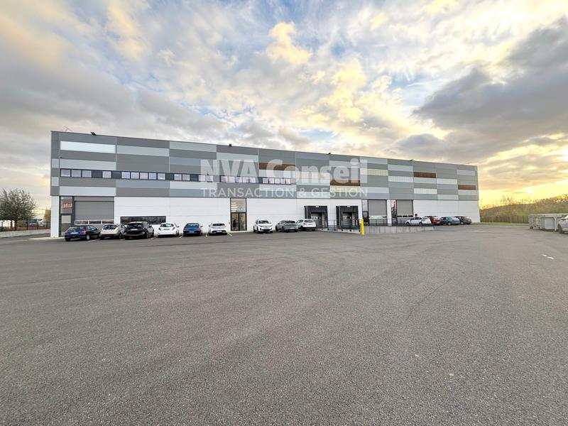 Entrepôt - 2 887 m²
