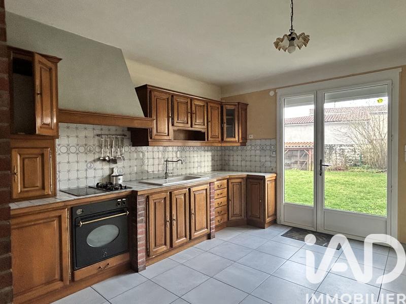 Maison - 92 m² - 5 pièces
