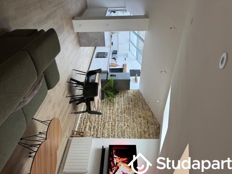 Chambre - 13 m² - 1 pièce