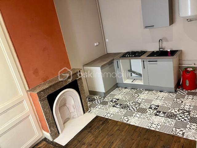 Maison - 185 m² - 8 pièces