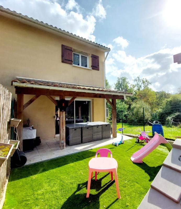 Maison - 79 m² - 4 pièces