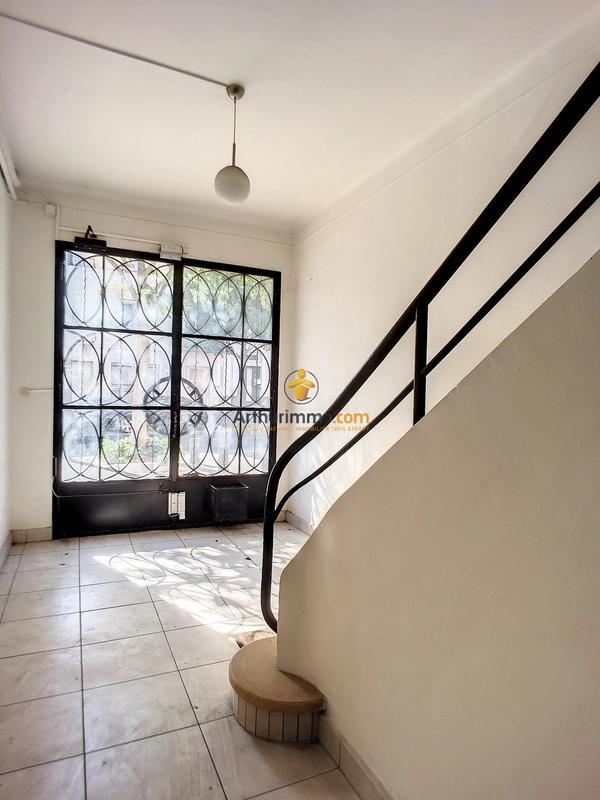 Immeuble - 270 m² - 12 pièces