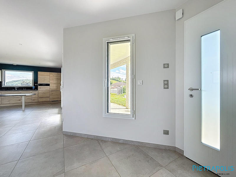 Villa - 102 m² - 4 pièces