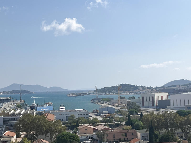 Appartement - 87 m² - 4 pièces