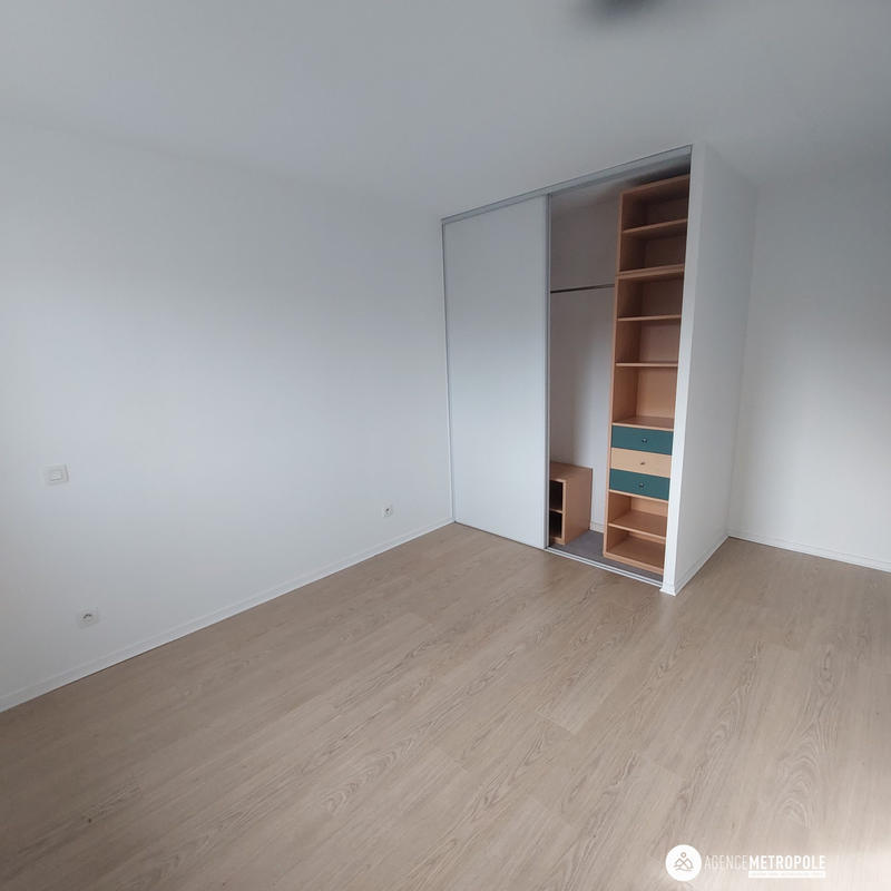 Appartement - 72 m² - 3 pièces