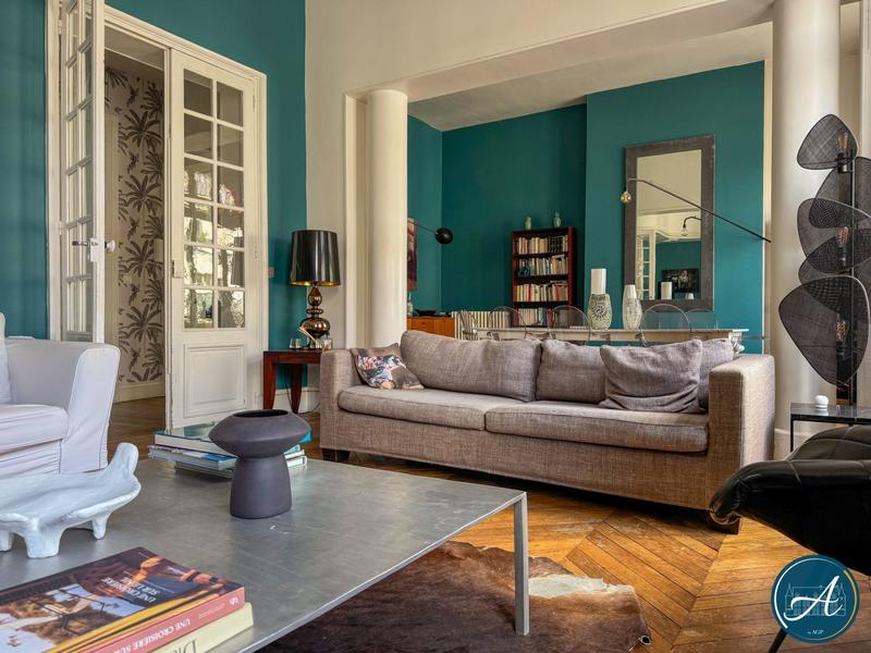 Appartement - 128 m² - 5 pièces