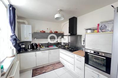 Maison - 135 m² - 6 pièces