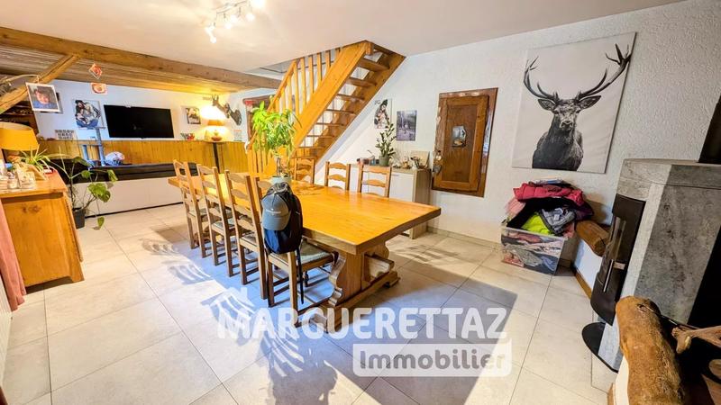 Maison - 180 m² - 6 pièces