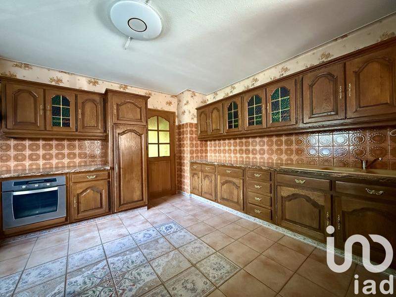 Maison - 273 m² - 9 pièces