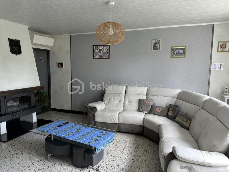 Propriété - 330 m² - 6 pièces