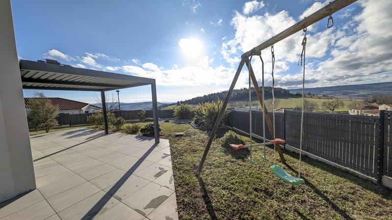 Villa - 146 m² - 8 pièces