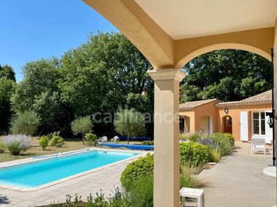 Maison - 198 m² - 7 pièces