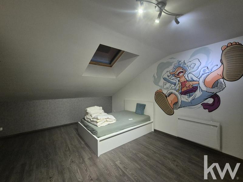 Maison - 437 m² - 8 pièces