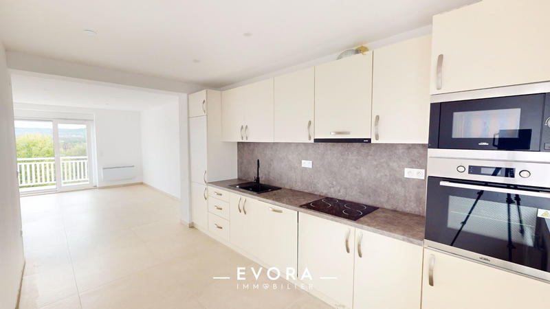 Appartement - 83 m² - 4 pièces