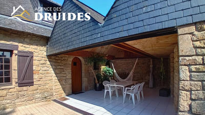 Maison - 95 m² - 5 pièces