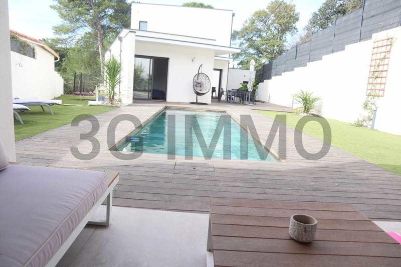 Maison contemporaine - 166 m² - 5 pièces