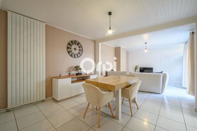 Maison - 93 m² - 4 pièces