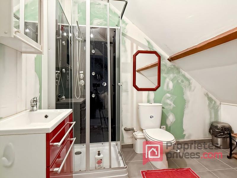 Maison - 102 m² - 6 pièces