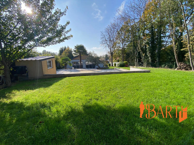 Villa - 185 m² - 6 pièces