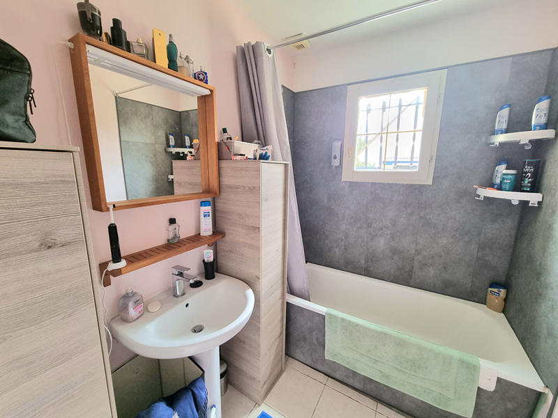 Maison - 98 m² - 5 pièces