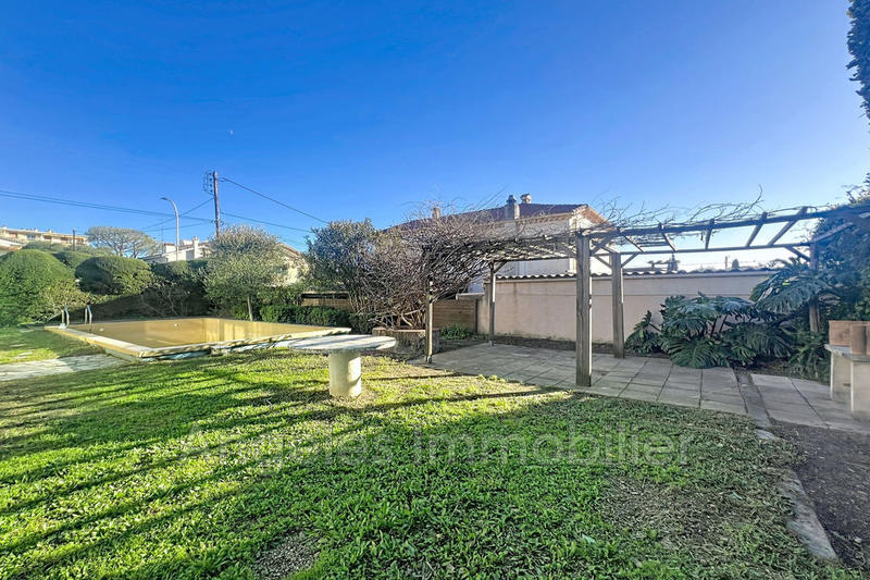 Appartement - 84 m² - 4 pièces