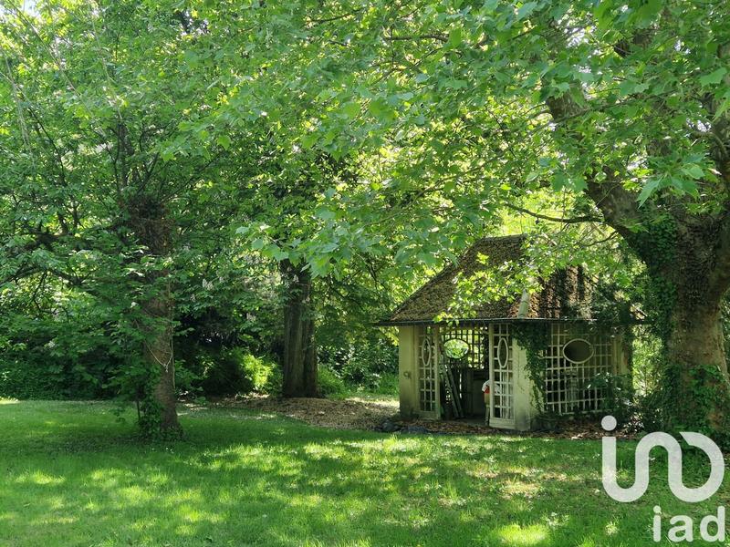 Maison - 315 m² - 20 pièces